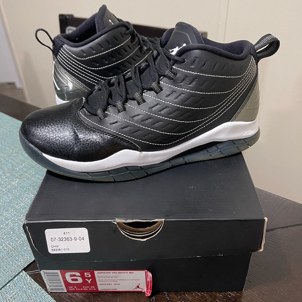 Jordan Velocity BG
